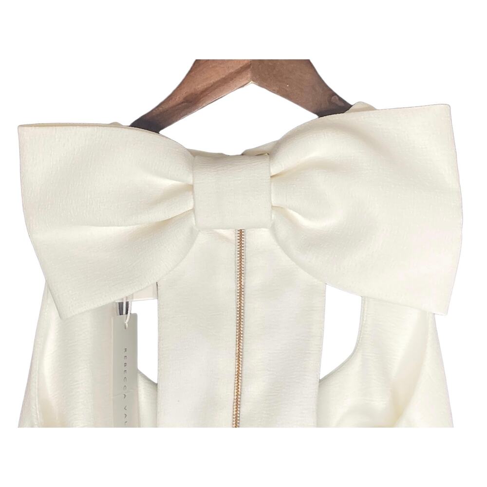 Rebecca Vallance Ivory Love Bow Bridal Gown with tags. Size 6 - Picture 4 of 16